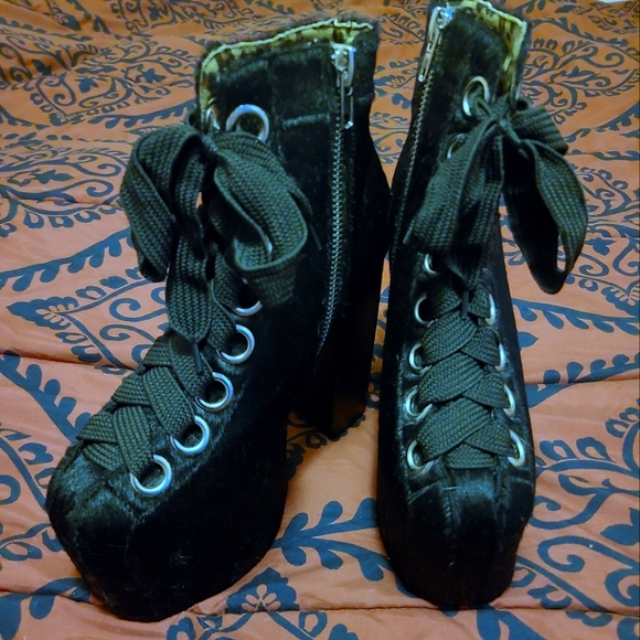 Charla Tedrick Lenox Boot - Picture 2 of 5